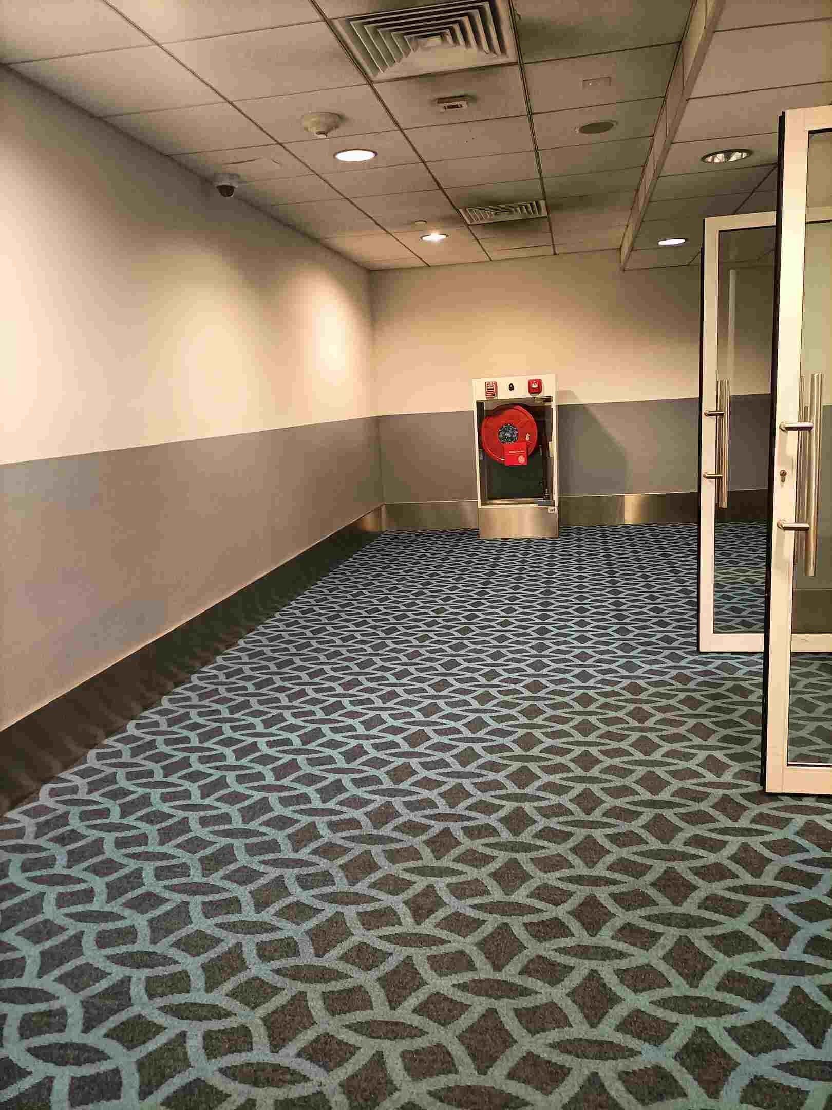 Carpet flooring installation